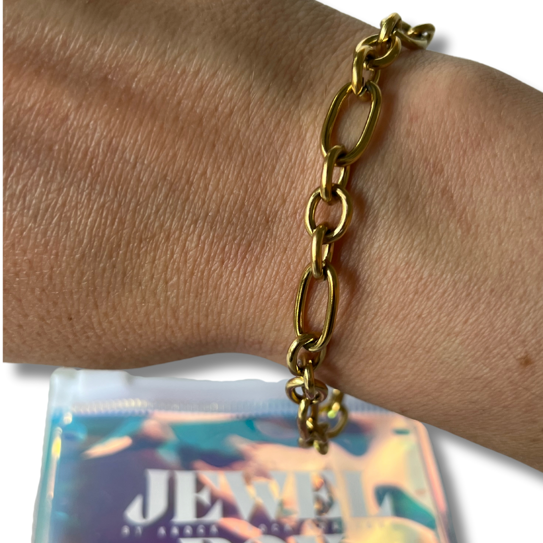 Gold Chain Link Bracelet