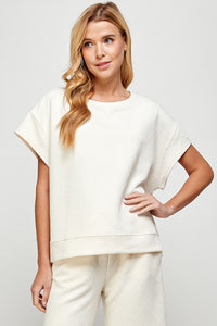 Geo Ribbed Cropped Sleeve Top - Creme
