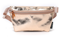 Load image into Gallery viewer, Ultra Slim Metallic Rose Gold Fanny Pack
