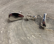 Load image into Gallery viewer, Metal Clip-On Earrings
